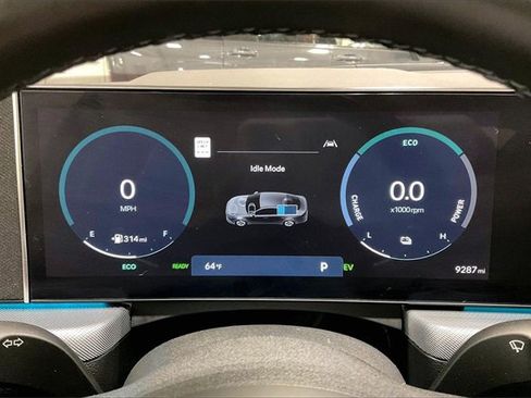 Used 2025 Hyundai Sonata Limited image 20