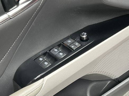 Used 2018 Toyota Camry XSE w/ Driver Assist Package FWD image 9