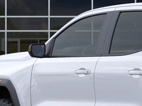 New 2026 GMC Canyon AT4 image 36