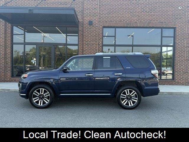 Used 2022 Toyota 4Runner Limited AWD/4WD image 3