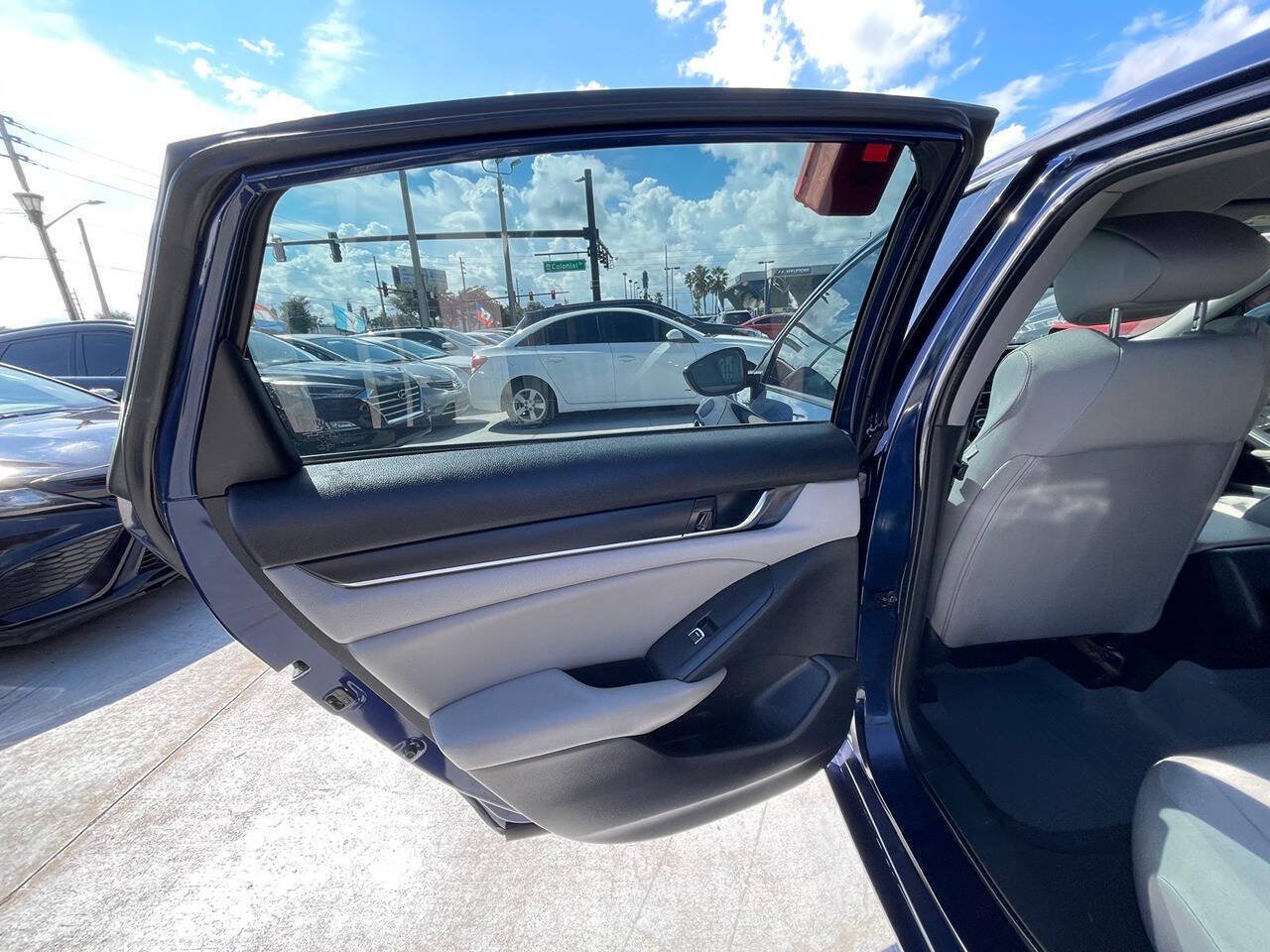 Used 2020 Honda Accord LX image 12