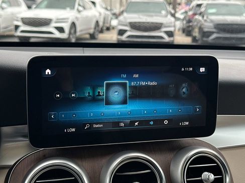 Used 2022 Mercedes-Benz GLC 300 image 18