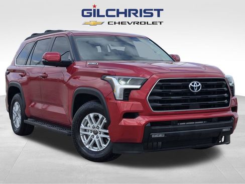 Used 2024 Toyota Sequoia SR5 w/ SR5 Premium Package image 1