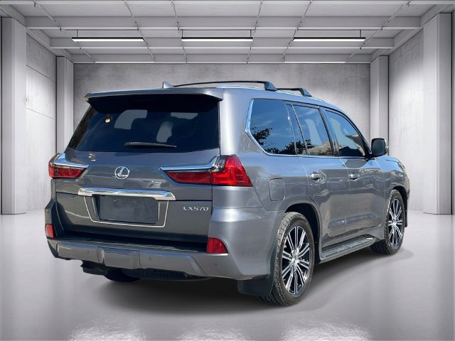 Used 2020 Lexus LX 570 4WD w/ Luxury Package image 3