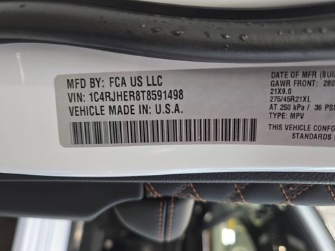 New 2026 Jeep Grand Cherokee Summit AWD/4WD image 36