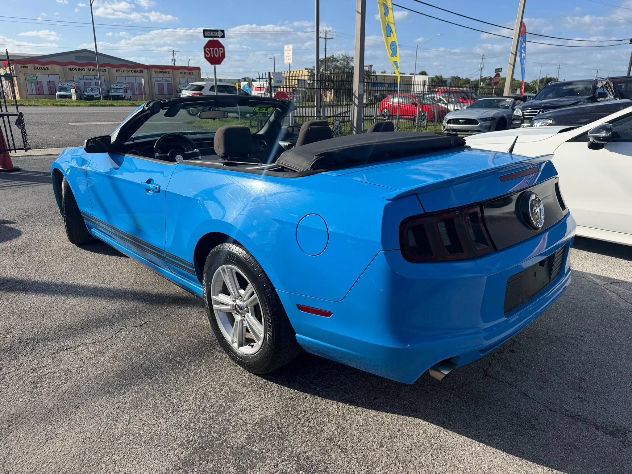 Used 2013 Ford Mustang Convertible RWD image 9