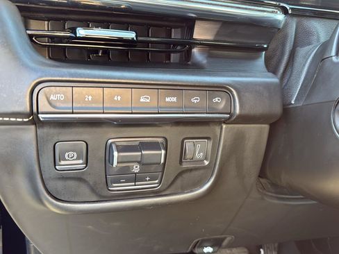 Used 2023 Cadillac Escalade Premium Luxury Platinum w/ LPO, Floor Liner Package image 20