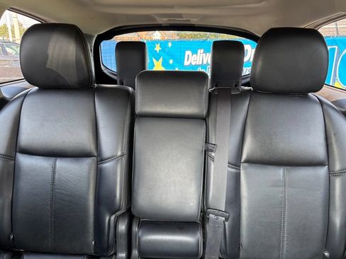 Used 2019 Nissan Pathfinder Platinum AWD/4WD image 34