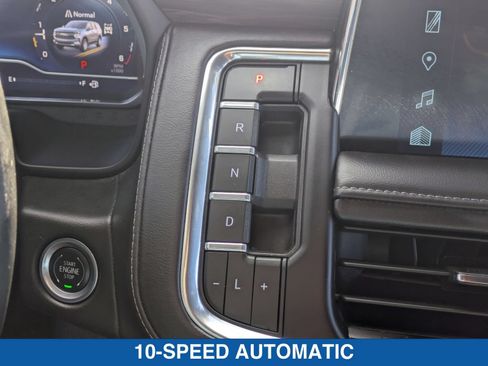 Used 2024 Chevrolet Tahoe LT AWD/4WD image 26