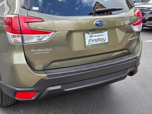 Used 2023 Subaru Forester Premium AWD/4WD image 5