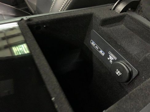 Used 2020 Jaguar F-PACE Checkered Flag image 47