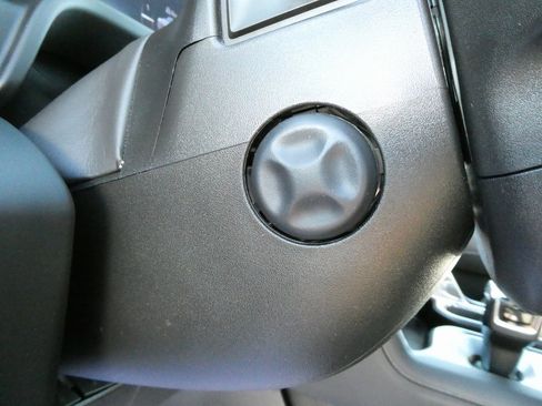 Certified 2024 GMC Sierra 1500 Denali image 27