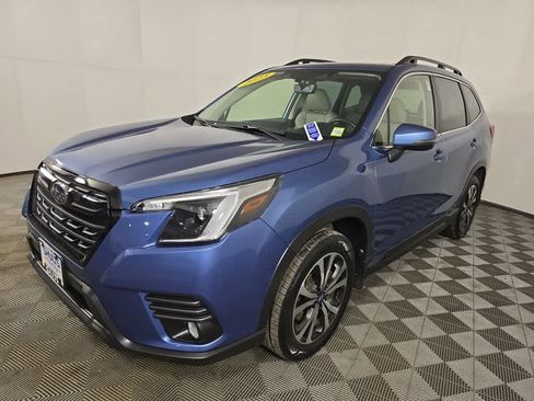 Used 2023 Subaru Forester Limited image 4