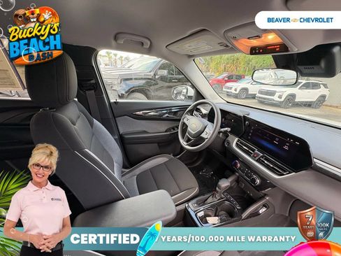 Used 2025 Chevrolet TrailBlazer LT AWD/4WD image 25