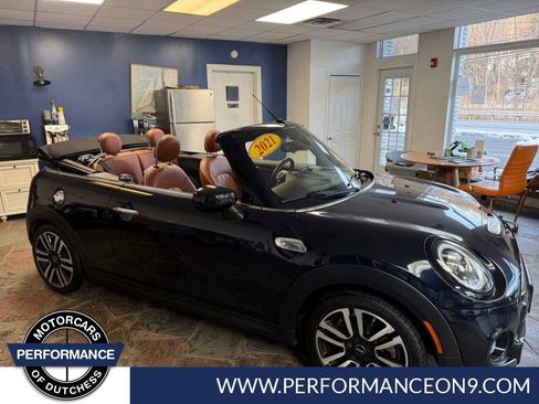 Used 2021 MINI Cooper S image 3