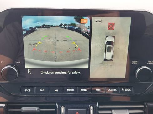 Used 2024 Nissan Pathfinder SL w/ Cargo Package FWD image 6