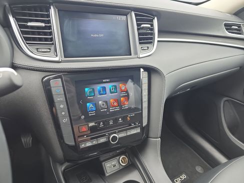 Certified 2025 INFINITI QX50 Pure image 20
