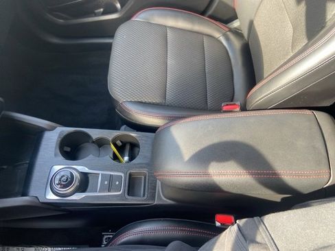 Used 2024 Ford Escape ST-Line Select w/ Tech Pack #2 image 18