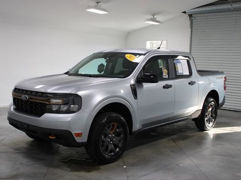Used 2024 Ford Maverick Tremor w/ Tremor Off-Road Package image 4