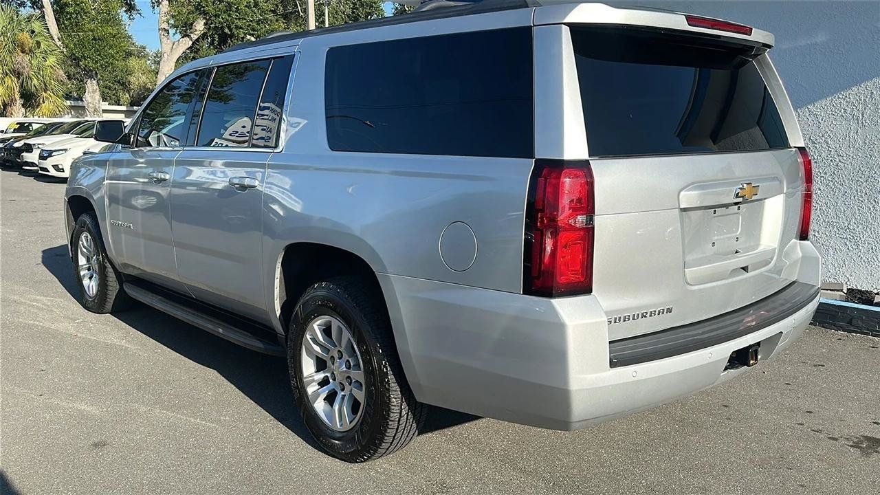 Used 2020 Chevrolet Suburban LT AWD/4WD image 11