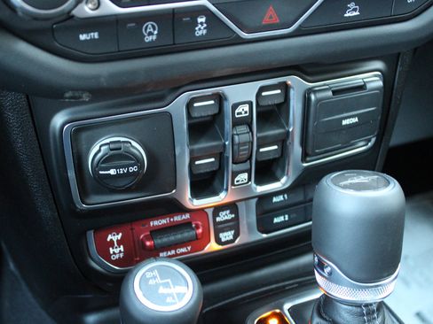 New 2026 Jeep Gladiator Rubicon image 21