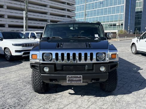 Used 2005 HUMMER H2 w/ Preferred Equipment Group image 2