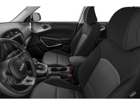 Used 2022 Kia Soul LX FWD image 12