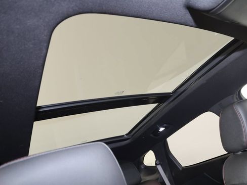 Used 2021 Chevrolet Blazer RS image 11