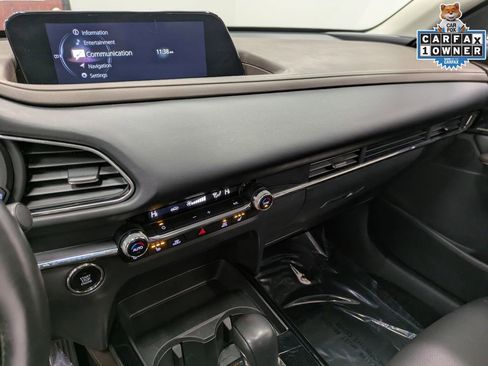 Used 2022 MAZDA CX-30 2.5 Turbo w/ Premium Plus Pkg image 11