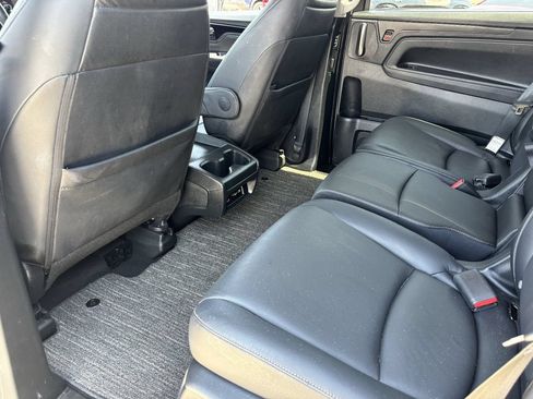Certified 2024 Honda Odyssey Touring image 15