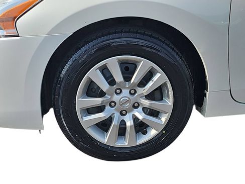 Used 2015 Nissan Altima 2.5 S w/ Power Driver Seat Package FWD image 28