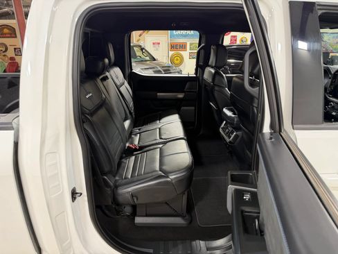 Used 2024 Ford F150 Platinum w/ FX4 Off-Road Package AWD/4WD image 18