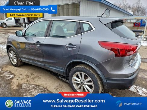 Used 2019 Nissan Rogue Sport S w/ Appearance Package image 3