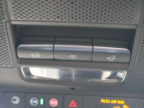 Certified 2024 GMC Acadia Denali image 33