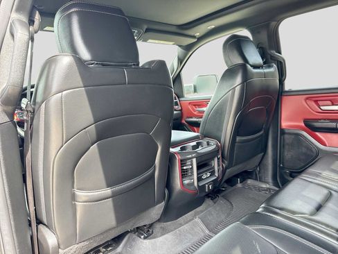 Used 2019 RAM 1500 Rebel AWD/4WD image 17