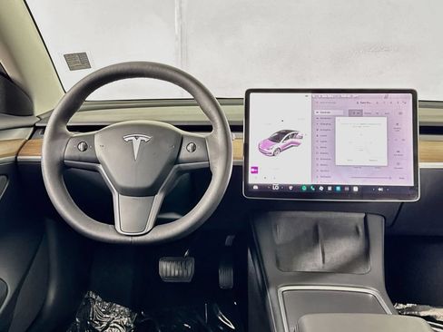 Used 2023 Tesla Model 3 Standard Range RWD image 11