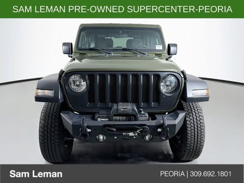 Used 2022 Jeep Wrangler Sport AWD/4WD image 2