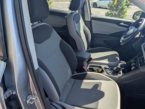 Certified 2024 Volkswagen Taos S AWD/4WD image 13