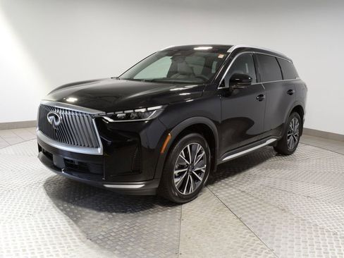 Certified 2026 INFINITI QX60 Luxe w/ Family Package AWD/4WD image 4