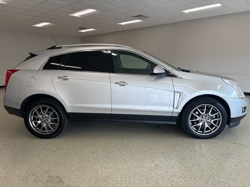 Used 2015 Cadillac SRX Premium w/ Driver Assist Package AWD/4WD image 4