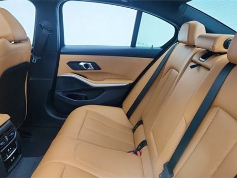 Used 2025 BMW 330i xDrive Sedan image 28