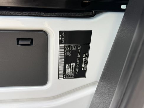 Used 2019 Mercedes-Benz Sprinter 170 w/ Chrome Grille Package image 15