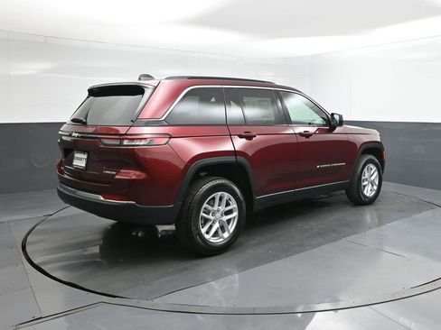 New 2025 Jeep Grand Cherokee Laredo X image 11