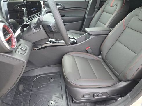 New 2026 Chevrolet Trax RS w/ Driver Confidence Package FWD image 21