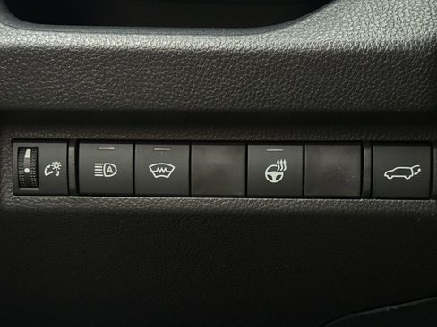 New 2025 Toyota RAV4 XLE image 30