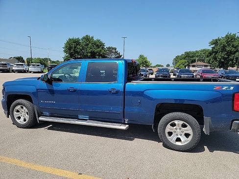 Used 2018 Chevrolet Silverado 1500 LT w/ All Star Edition AWD/4WD image 8