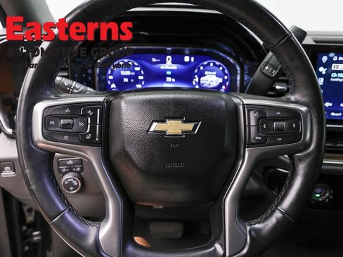 Used 2023 Chevrolet Silverado 1500 LT AWD/4WD image 10
