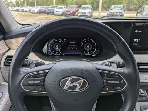 Used 2022 Hyundai Palisade Limited FWD image 25
