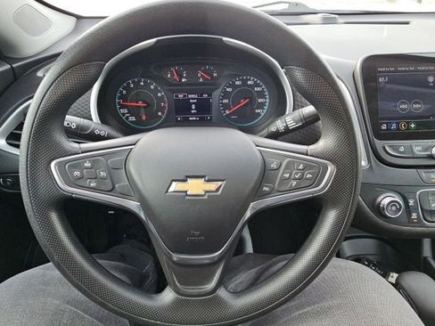 Used 2022 Chevrolet Malibu LS image 26