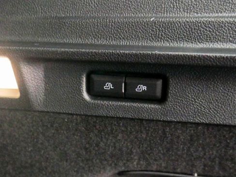 Used 2020 Lincoln Corsair Reserve w/ Equipment Group 201A image 19